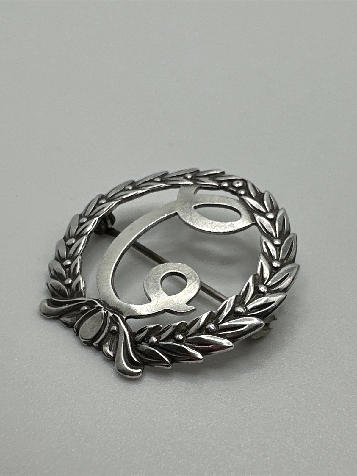 'C' Initial Lettered Leaf Circle Pin Brooch Sterl… - image 3