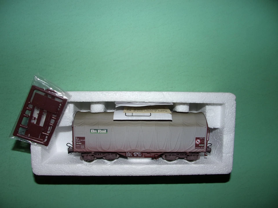 ROCO wagon bâché court gris ON RAIL patiné 46914 - Photo 2/4