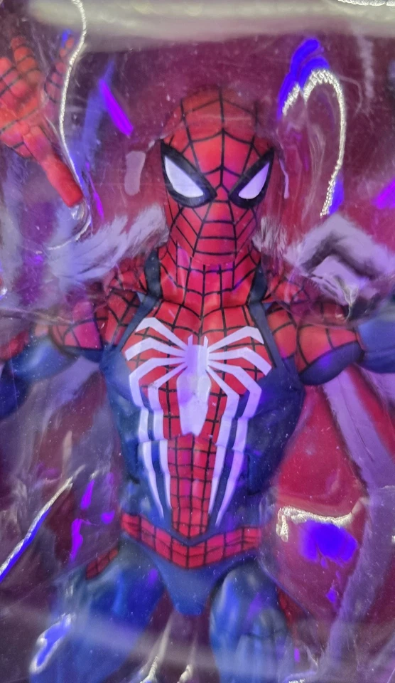 漫威传奇蜘蛛侠 Gamerverse 6 英寸可动人偶 PS5 GameStop 限定 — 第 2/3 张图片