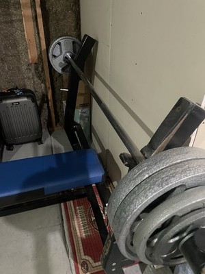 Free Bench Press Rack (ONLY BENCH NO WEIGHTS) Couldn't do free did $1 to post it