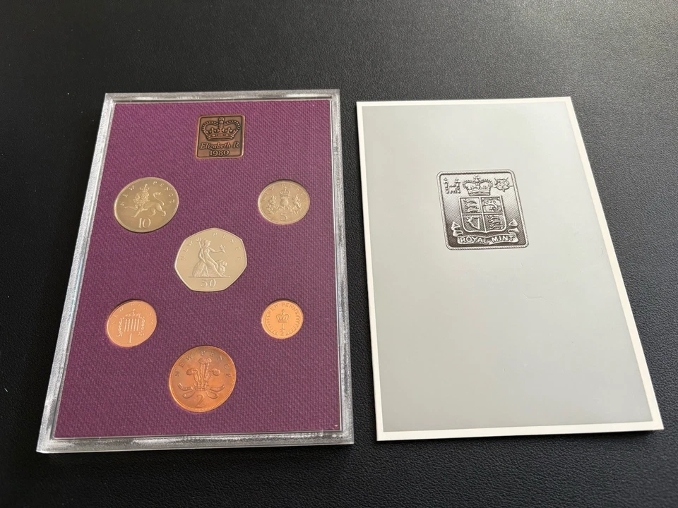 Royal Mint 1980 Proof Set the Coinage of Great Britain & Northern Ireland 50p - Image 3 of 4