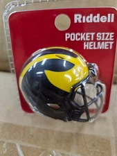 MICHIGAN WOLVERINES  2025 CLAM SHELL POCKET PRO FOOTBALL HELMET RIDDELL