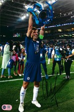 CESAR AZPILICUETA SIGNED 12X8 CHELSEA UCL WIN PHOTO (ACG CERT AG18865)