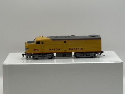#ad Walthers Trainline HO Scale ALCO FA 1 diesel locomotive in Union Pacific #1500A $50.00