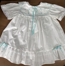 Disney Winnie The Pooh Baby Dress White Eyelet Spring Summer Large 26-31 lbs USA