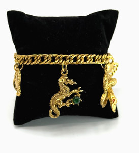 Authentic Vintage Detailed Gorgeous Golden Patina Asian Themed Gold Plated Charm Bracelet