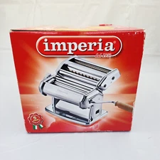 Imperia dal 1932 Pasta Machine Italy w/Easy Lock Dial iPasta and Accessories