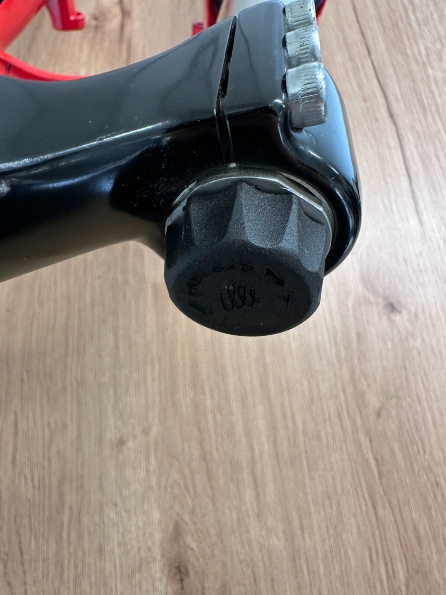 Pièces de vélo rétro - fourche suspendue Magura Quake 90 mm VTT 26 d