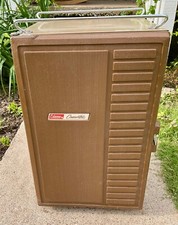 De colección COLEMAN Metal Convertible Enfriador Vertical Caja de Hielo Nevera Cofre Insertos