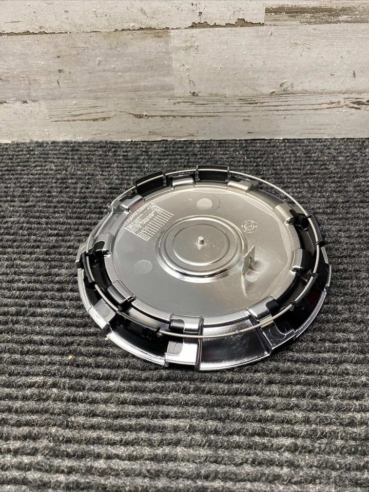 05-10 Chrysler 300 Cromo Tapa Central Repuesto Nuevo MOPAR OEM 1DJ99SZ0AA Foto 3 de 4