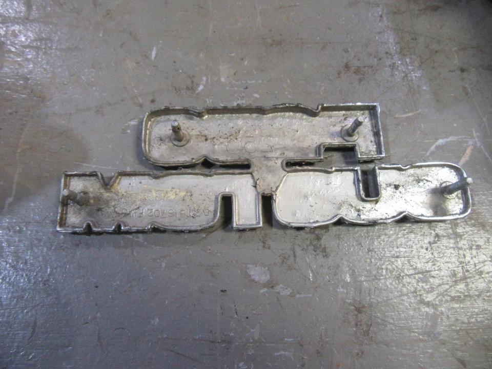 Camión Ford F250 1975-1979 emblema delantero moldura pieza Foto 2 de 2