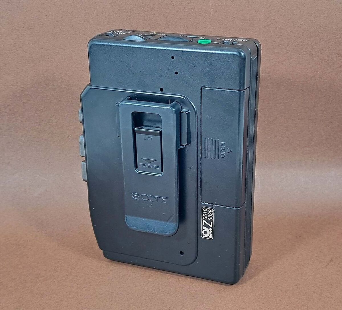 SONY WM-FX36 Vintage Walkman Cassette Player & Radio Japan SONY WM-FX36 Vintage Walkman Cassette Player & Radio Japan