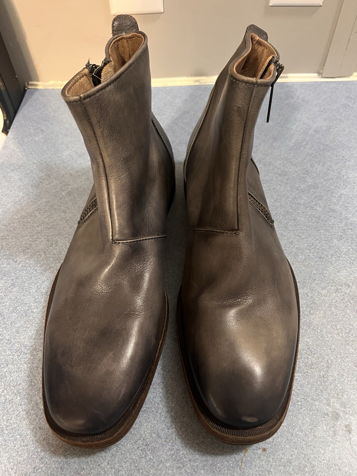 John Varvatos Mitchell Zip Boot Smoke Gray Men’s 9 Worn Once $698 MSRP