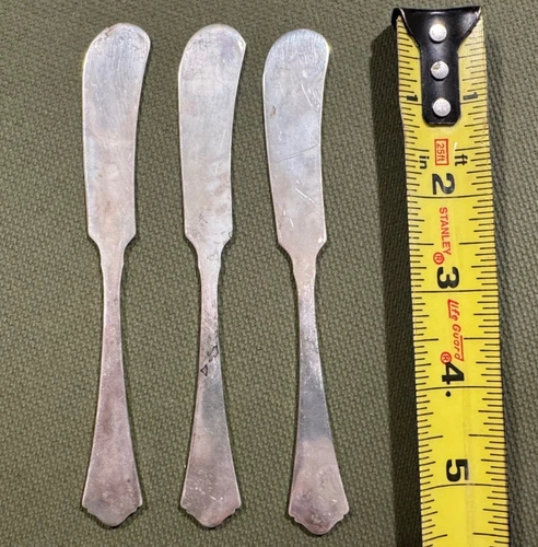 Vintage RW & S Wallace Sterling Sliver Set of 3 Butter Knives 69 grams