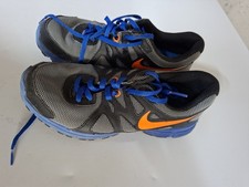 Nike Sneaker Freizeitschuhe Turnschuhe Sportschuhe Gr. EU 35.5 KLR2/B3