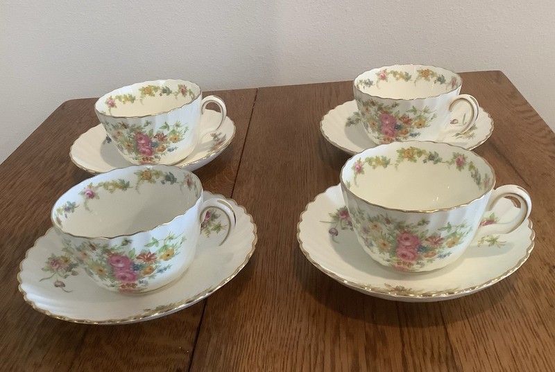 Minton Lorraine Cups and Saucers  Pink Flowers Gold Trim