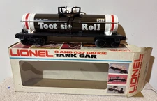 Lionel 9324 Tootsie Roll Single Dome Tank Car 