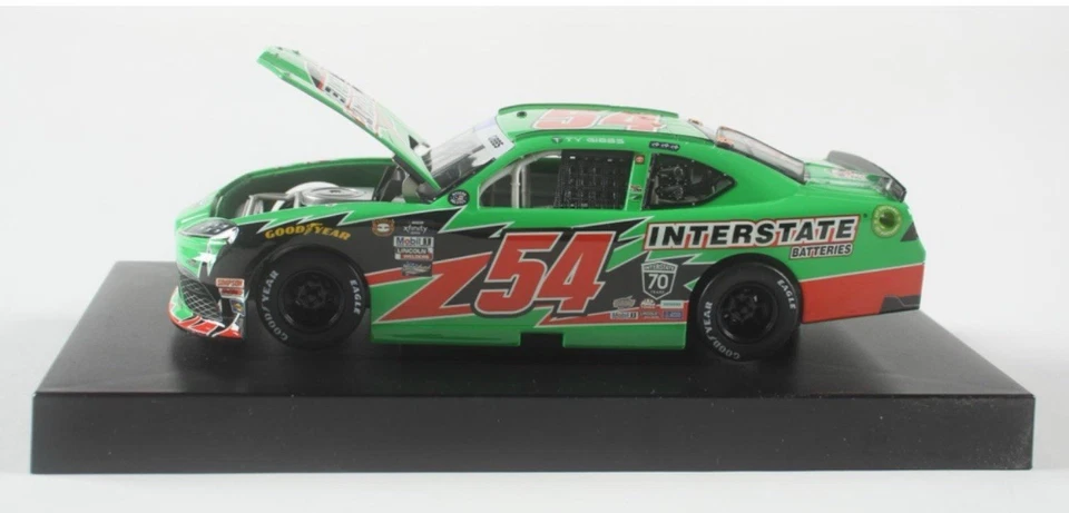 Ty Gibbs Firmado 2022 #54 Baterías Interestatales 1:24 Diecast Car (PA) 1 de 648 Foto 4 de 4