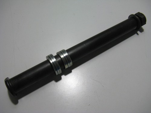Hinterachse Achse Steckachse Hinterrad Axle Yamaha YZF-R6, RJ03, 99-00