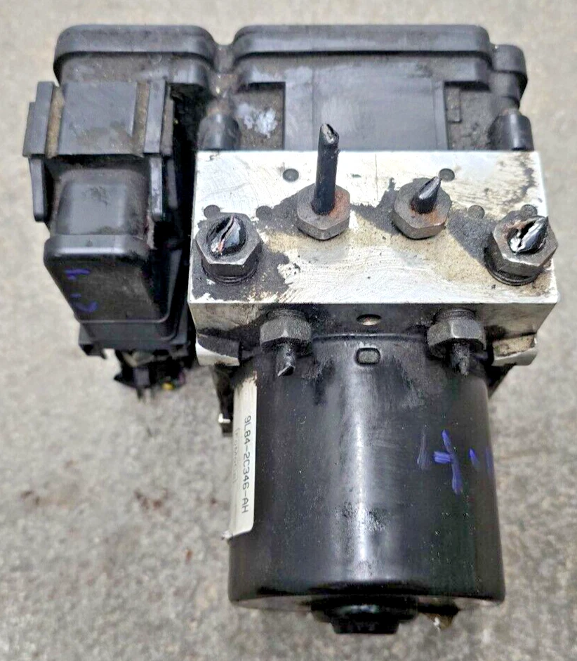 2009 FORD ESCAPE MERCURY MARINER ABS MÓDULO BOMBA DE FREIO ANTIBLOQUEIO 9L84-2C346-AH - Imagem 2 de 4