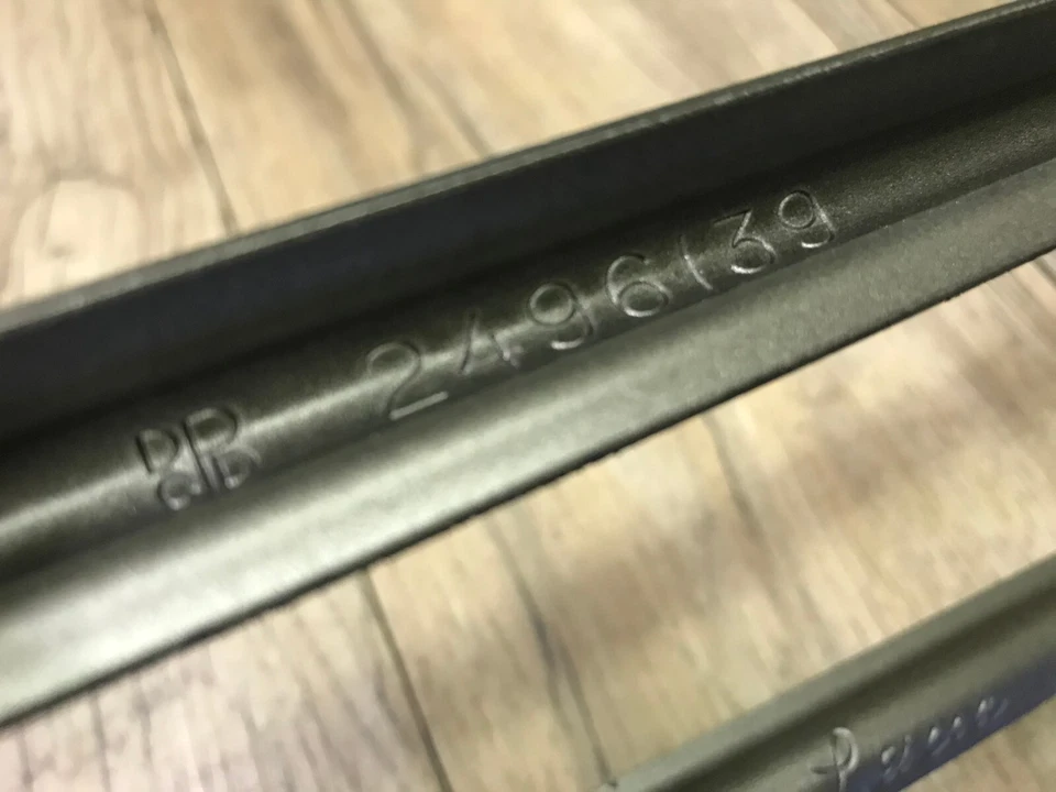 65 66 PLYMOUTH BARRACUDA VALIANT A 1964 CARROCERÍA LIMPIAPARABRISAS ACOPLAMIENTO OE C-G Foto 4 de 4