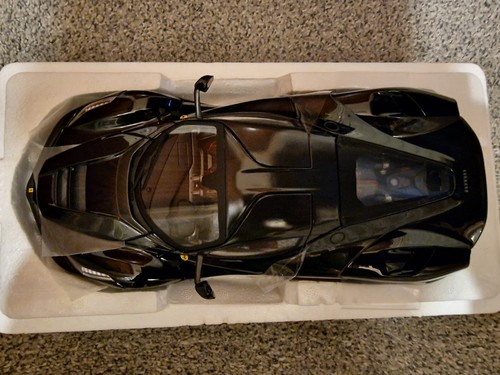 Mattel Hotwheels Elite La Ferrari modellino auto pressofuso scala 1/18 colore nero. Nuovo. - Foto 12 di 18
