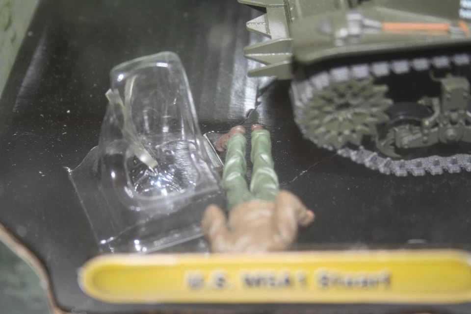 Forces of Valor US M5A1 STUART 1:32 Die Cast NEW - Image 2 of 4