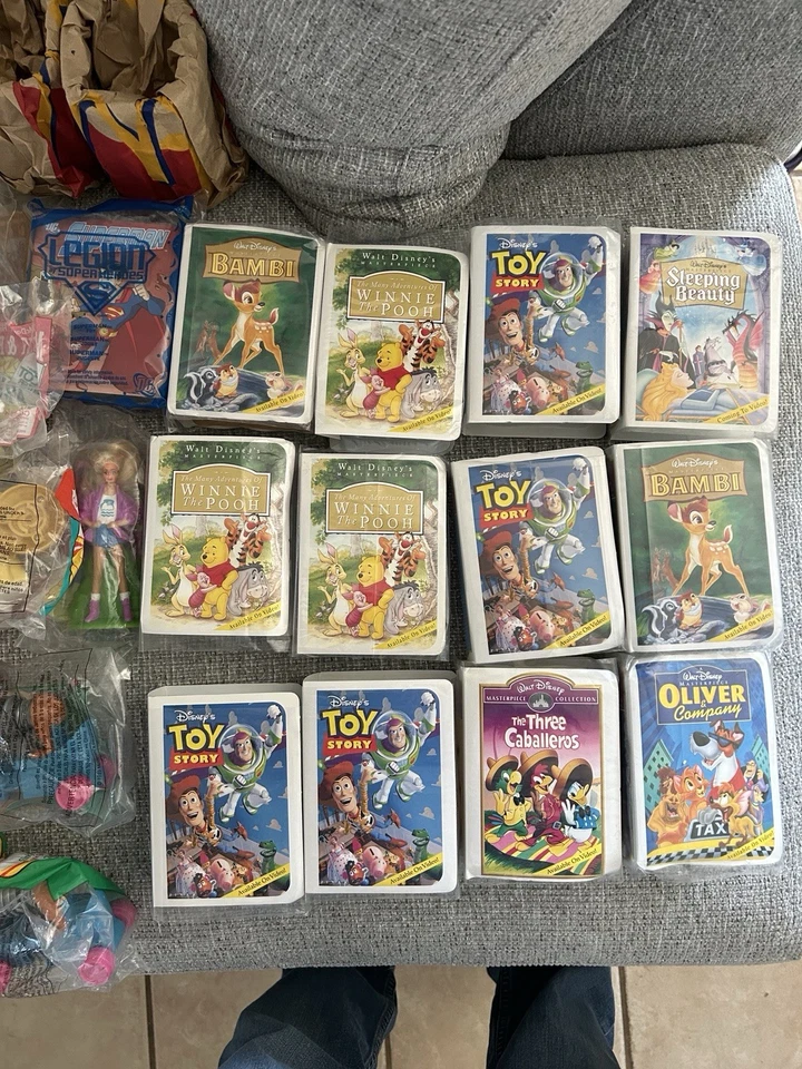 Mc Donald Toys Collection 1990 ! Toy Story . Tarzan, Disney Figures And More  - Image 2 of 4