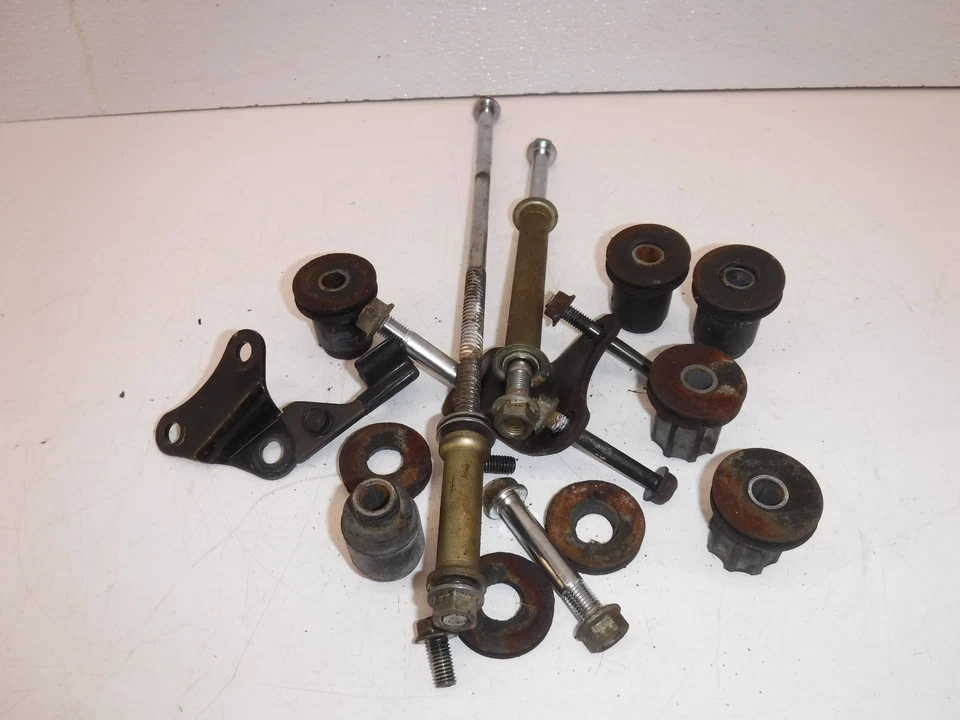 Honda Magna 700 1984 soporte de montaje del motor Foto 3 de 4