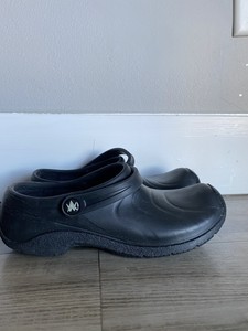 anywear clogs amazon
