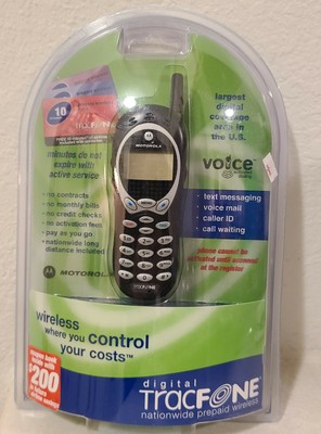 Motorola tracfone wireless phone (616960029014)
