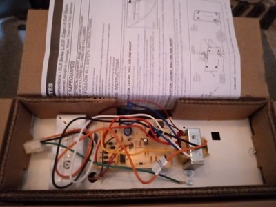 Sure-Lites ELE770 Emergency Lighting Power Unit 120/277V 6VDC 90 Min