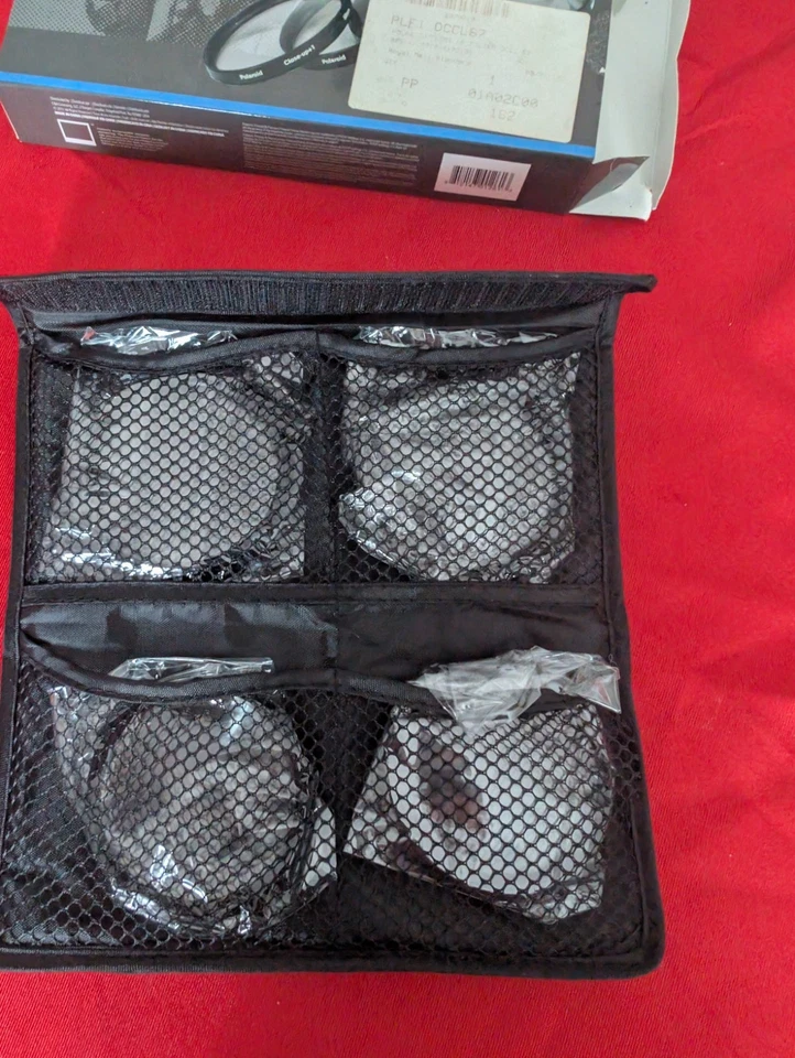 4 piece close up camera Polaroid PL-FILDCCL52, 52mm, with carry case, brand new - Image 3 of 4