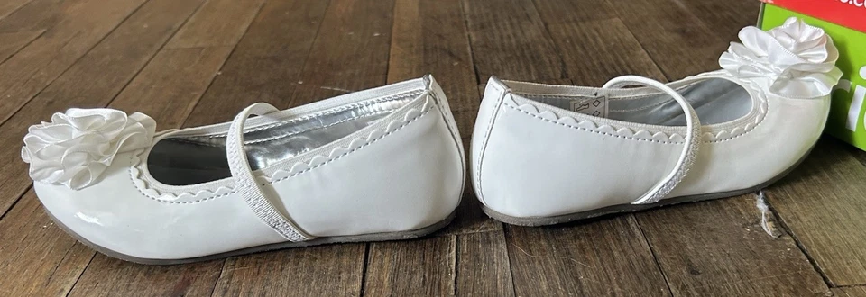 Stride Rite Soft Motion Esme Mary Jane Shoe White Bow Size 9 1/2M - Image 4 of 4