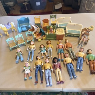 Fisher Price Loving Family 31 Pieces
