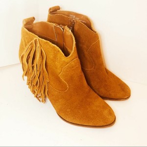 steve madden ohio fringe booties