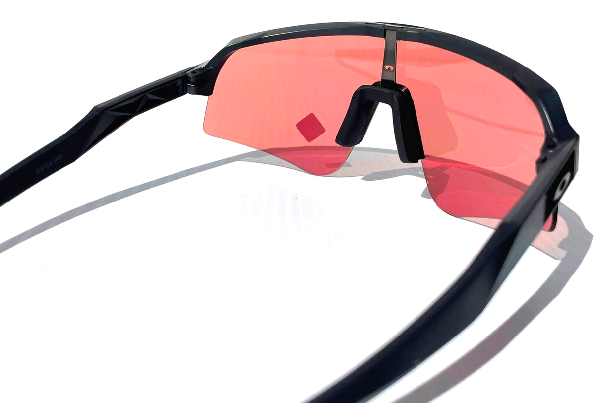 NEW Oakley SUTRO LITE SWEEP Matte Carbon PRIZM Trail Torch Lens