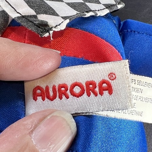 Aurora NASCAR Charlotte Motor Speedway mascotte dado mantello lucido vintage 12" - Foto 11 di 14