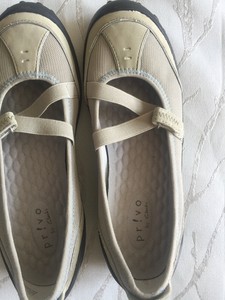 privo by clarks acacia