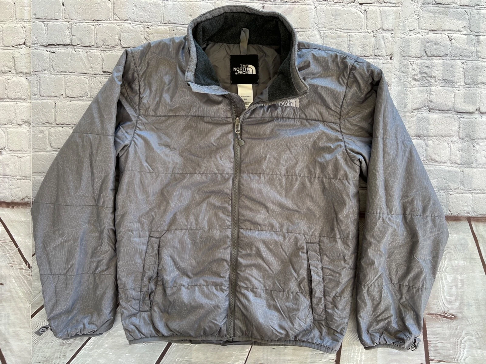 Men The NORTH FACE Gray Primaloft Insulated Jacket Sweater Zip In Liner Small