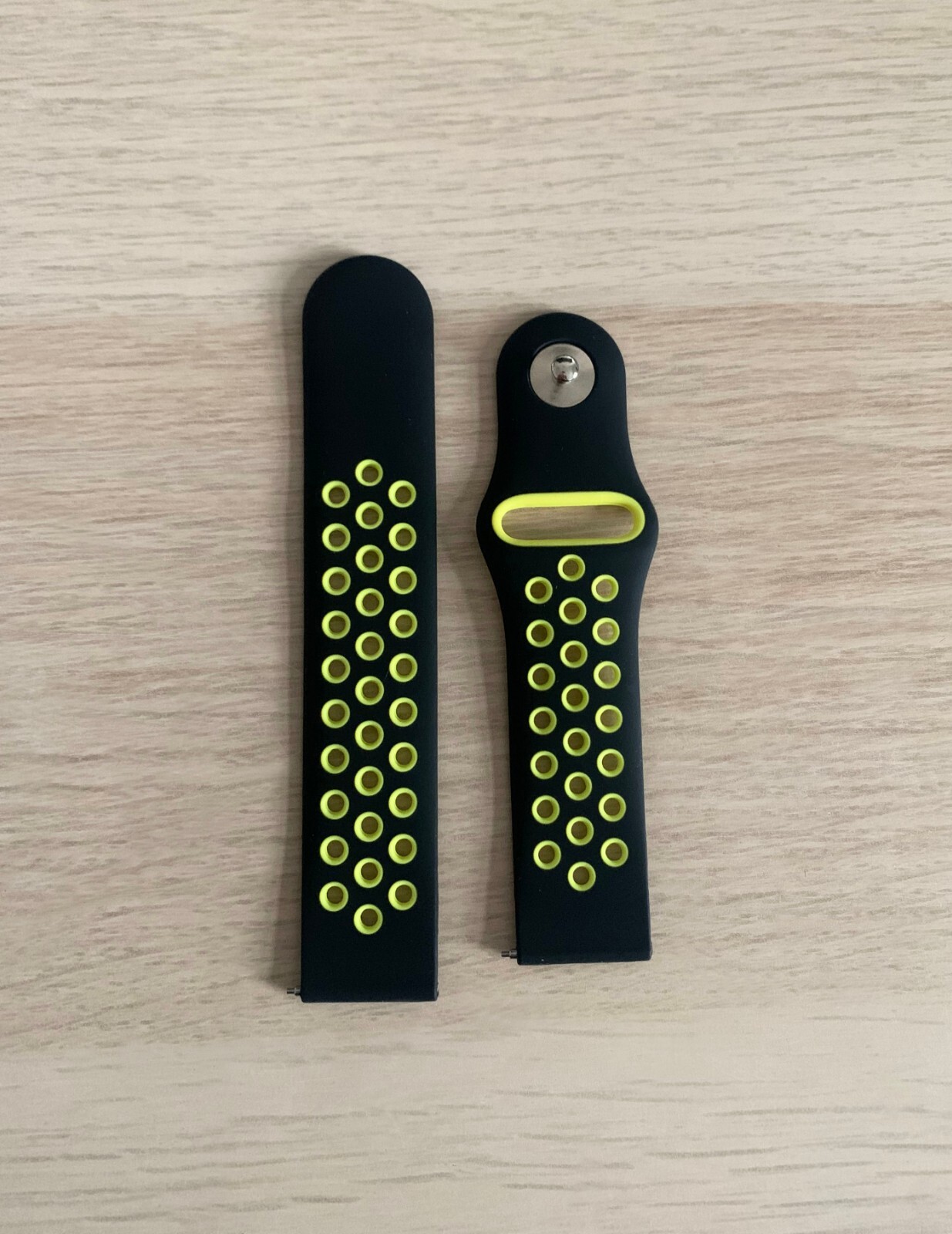 Black Yellow Cobee Cut Out Circle Silicone 20MM Replacement Band Watch Strap