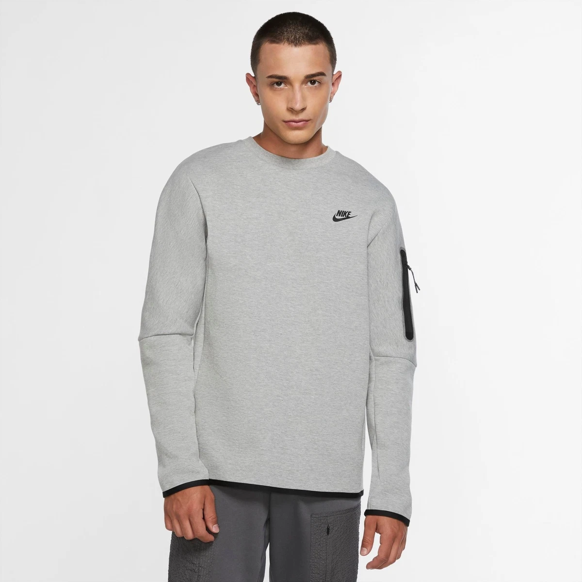 CU4505-063] Mens Nike Sportswear Tech Fleece Sweatshirt | eBay