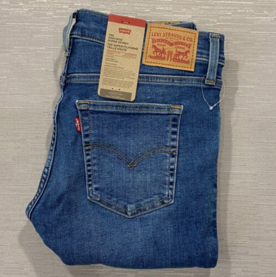 Jeans Levi's 720 para mujer 32 x 28 tiro alto súper ajustados lavado medio elástico denim-image