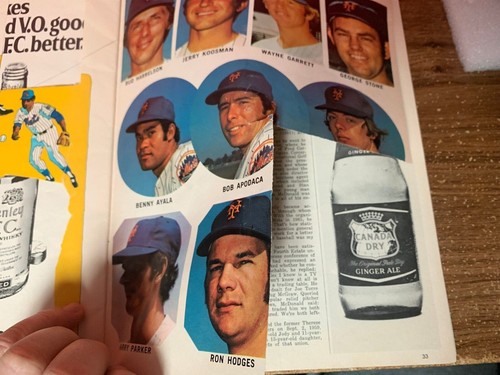 Major League Baseball Scorecards And Yearbooks Each Sold Separately - Picture 119 of 306