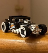 Hot Wheels 2023 Bone Shaker HW Dream Garage 3/5 Series 60/250