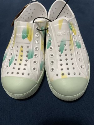 Native C13 Jefferson Print Shell White/calm Green/ Calm Blob NEW With Tags