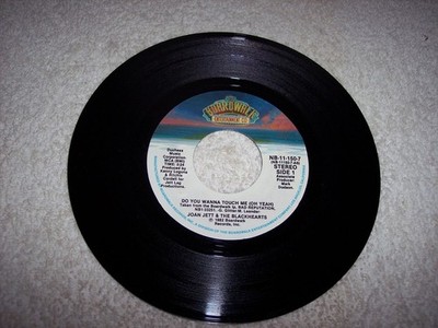 45--JOAN JETT & THE BLACKHEARTS--DO YOU WANNA TOUCH ME (OH YEAH)    #3619
