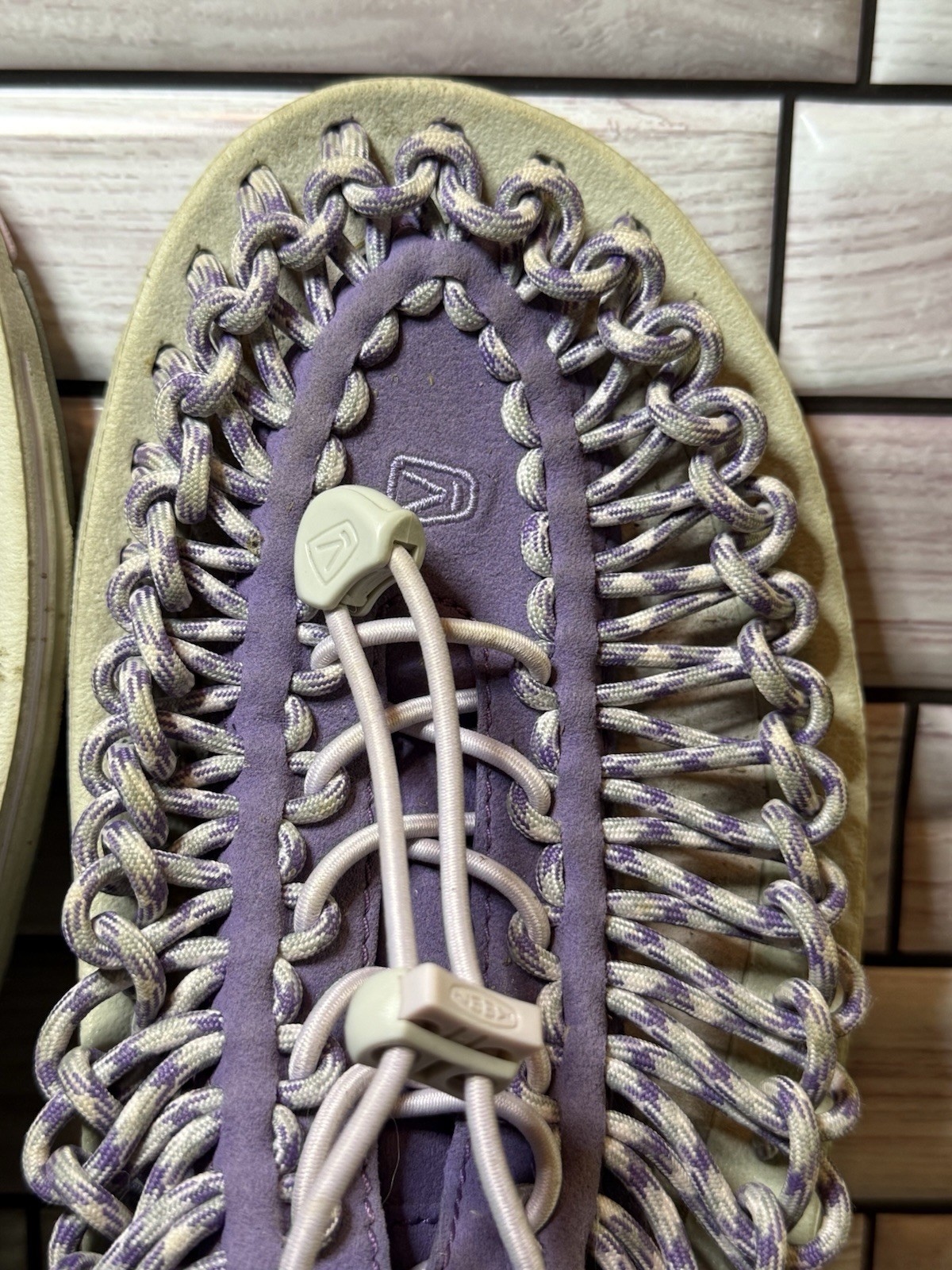 Sandali donna Keen Uneek elasticizzati intrecciati in corda viola e bianco taglia unica 10 rari