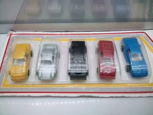 Tootsietoy JamPac Speedsters - Chevy - Pontiac- Ferrari - Porsche Model Cars x5 - Picture 3 of 8