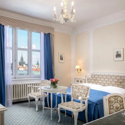 Kurzurlaub Prag 5* Hotel Ambassador Zlata Husa 4 Tage / 3 Nächte 1 Person ÜF - Bild 1 von 4